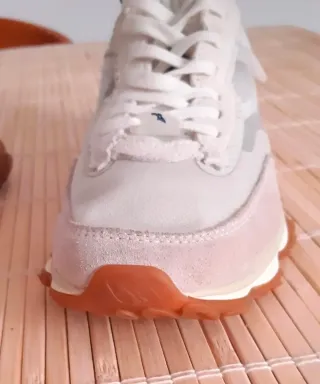 Zapatillas Bimba y Lola Beige/Blanco