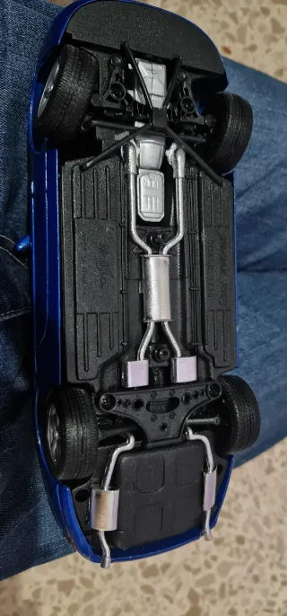 Coche Jaguar XK8 1:18 Azul