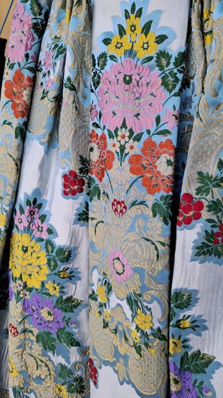 Falda de fallera multicolor