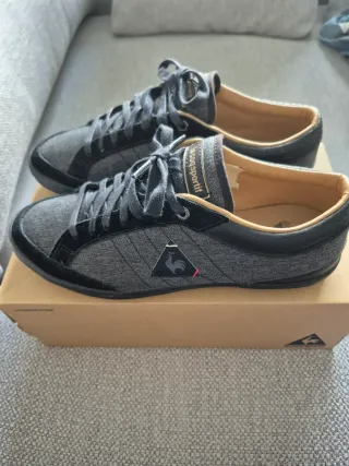 Zapatillas Le Coq Sportif grises y negras