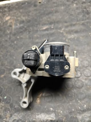 Caja Mariposa Chrysler Stratus 2.0 16v