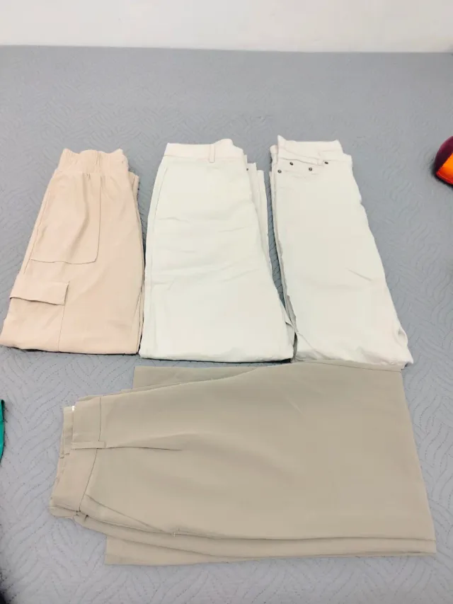 Lote Ropa Beige y Blanca M S XS