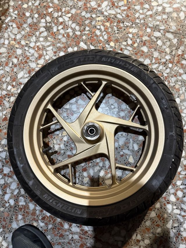 Llanta Michelin City Grip 2 Xmax