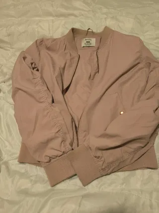 Chaqueta Bomber Rosa Bershka Talla XS