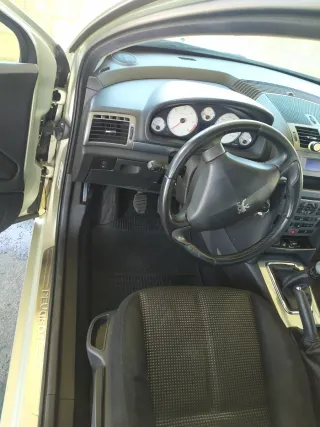 Peugeot 407 2004