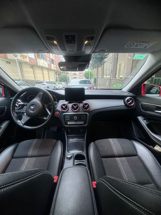 Mercedes-Benz GLA -2019