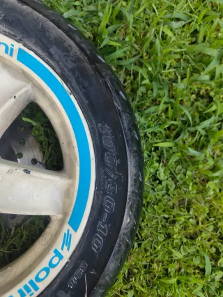 Rueda delantera piaggio zip