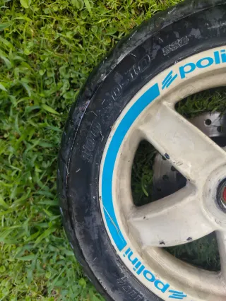 Rueda delantera piaggio zip