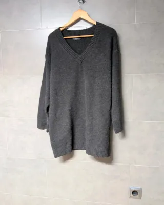 Vestido largo gris Stradivarius