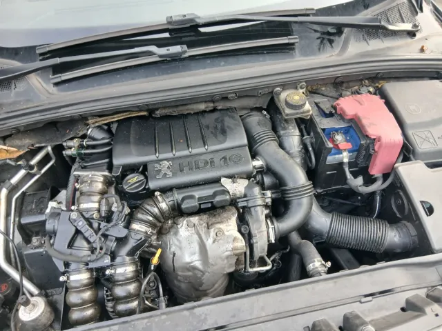 Despiece Peugeot 308 1.6 HDI 2009