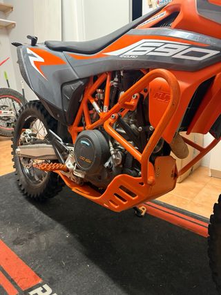 KTM 690 Enduro Rade Garage 2023