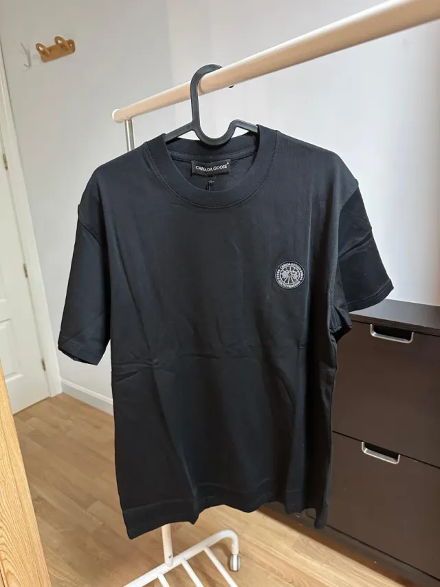 Camiseta Canada Goose Negra