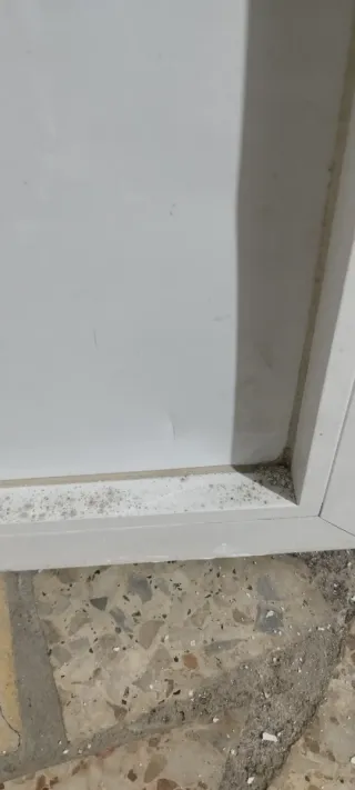 Puertas de aluminio para despensa o ropero