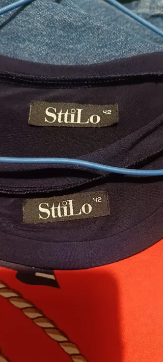 Camiseta sin mangas y cardigan a juego  Sttilo