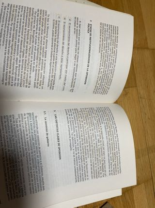 Libros Derecho Político I y II “ UNED”