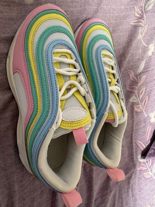 Zapatillas deportivas multicolor y rosa