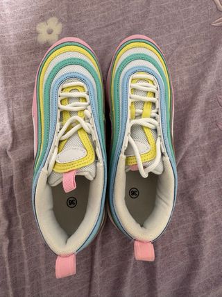 Zapatillas deportivas multicolor y rosa