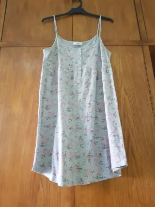 Camisón de chica estampado