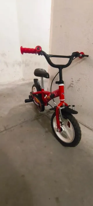 Bicicleta Infantil 12 Disney Cars Roja