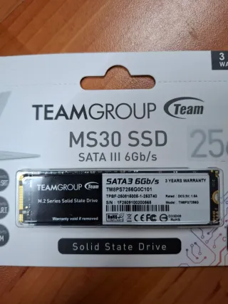 Kit Placa Base, CPU, SSD e Memória RAM