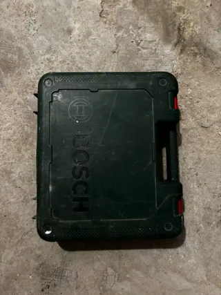 Taladro Bosch PSB 650 RE con accesorios