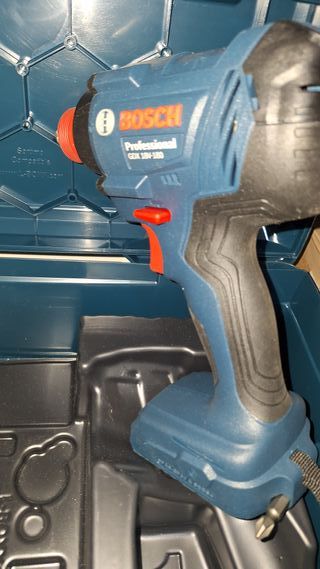 Llave de impacto Bosch GDX 18V-180