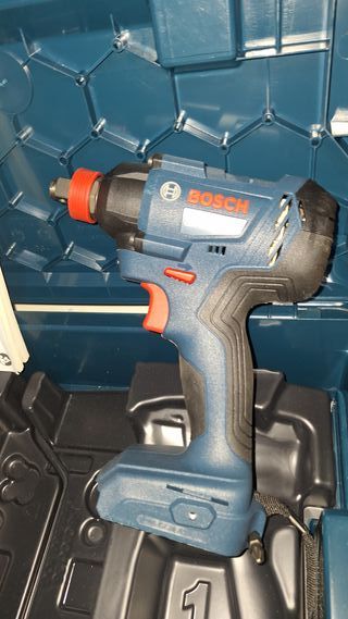 Llave de impacto Bosch GDX 18V-180