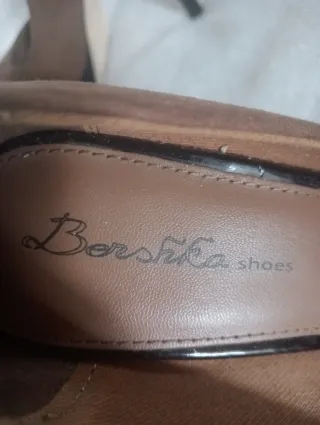 Zapatos Bershka Talla 39