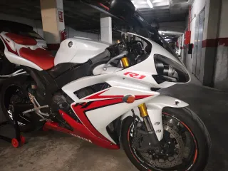 Yamaha R1 07/8