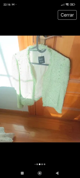 Chaqueta Zara verde y amarilla