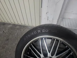 Juego de 4 llantas Aluminio con neumáticos