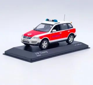 VOLKSWAGEN TOUAREG NOTARZT MÉDICO 1:43 MINICHAMPS