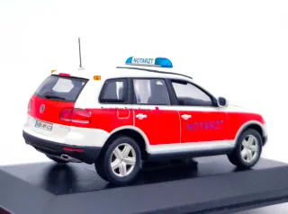 VOLKSWAGEN TOUAREG NOTARZT MÉDICO 1:43 MINICHAMPS