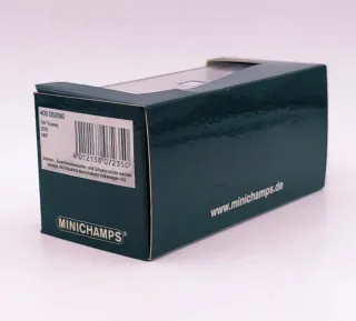 VOLKSWAGEN TOUAREG NOTARZT MÉDICO 1:43 MINICHAMPS