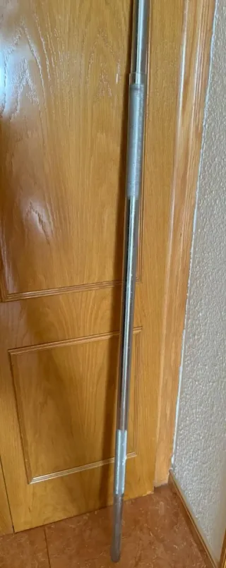 Barra de pesas cromada