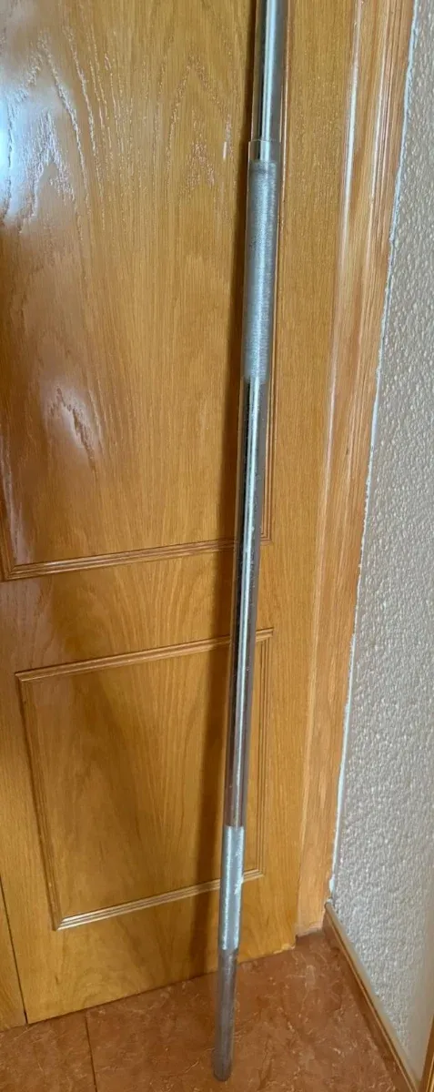 Barra de pesas cromada