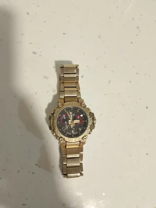 Reloj G-SHOCK Hombre Dorado y Negro