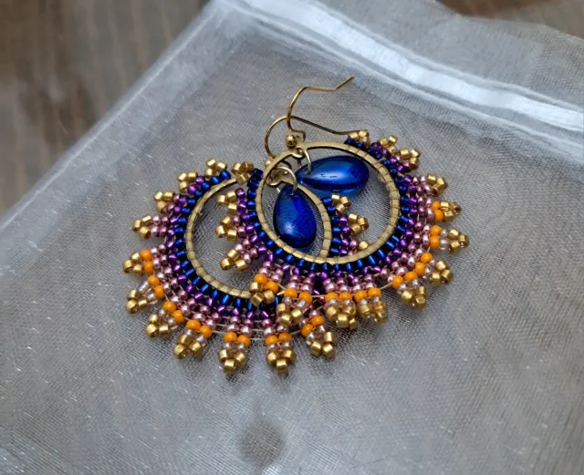 Pendientes hechos a mano