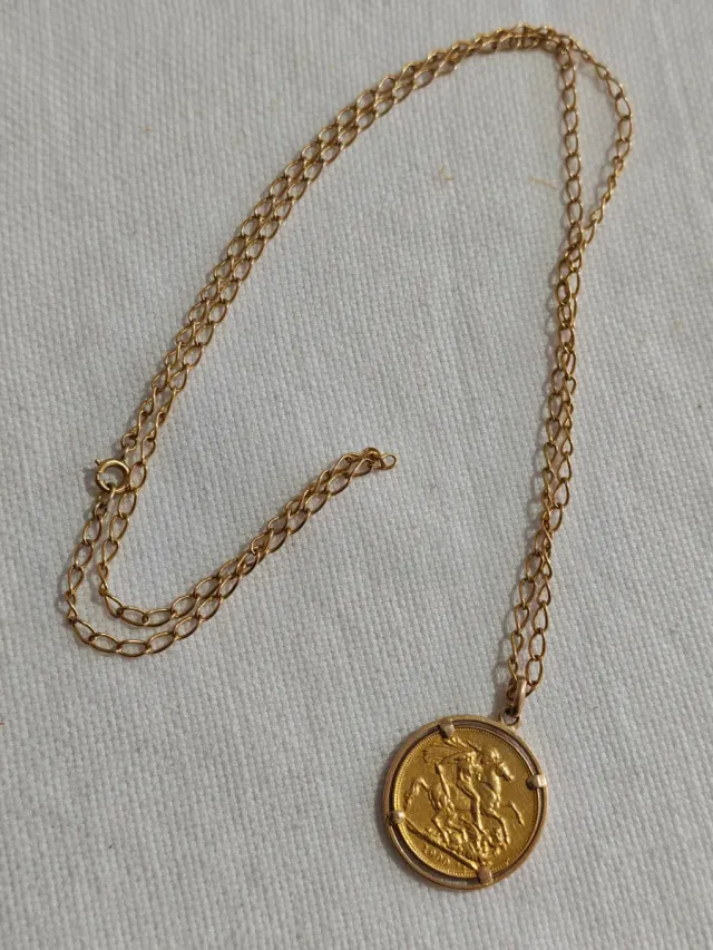 Colgante Soberano Oro Reina Victoria 1900