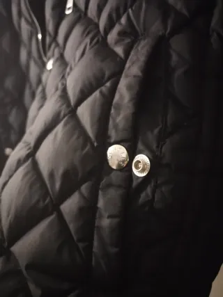 Chaqueta Moncler Negra, plumón Ligero Motero