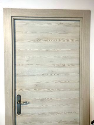 2 Puertas de interior de casa + extras.