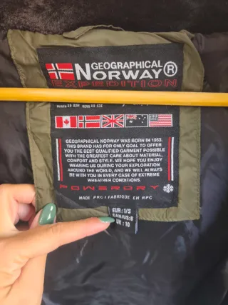 Anorak Geographical Norway t.S