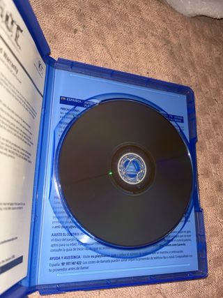 AOT Wings of Freedom PS4 y AOT 2 Switch