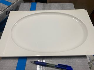 Bandeja de porcelana blanca