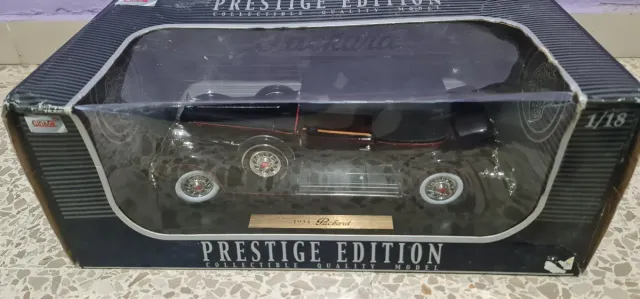 Carro em escala 1:18 Packard 1934