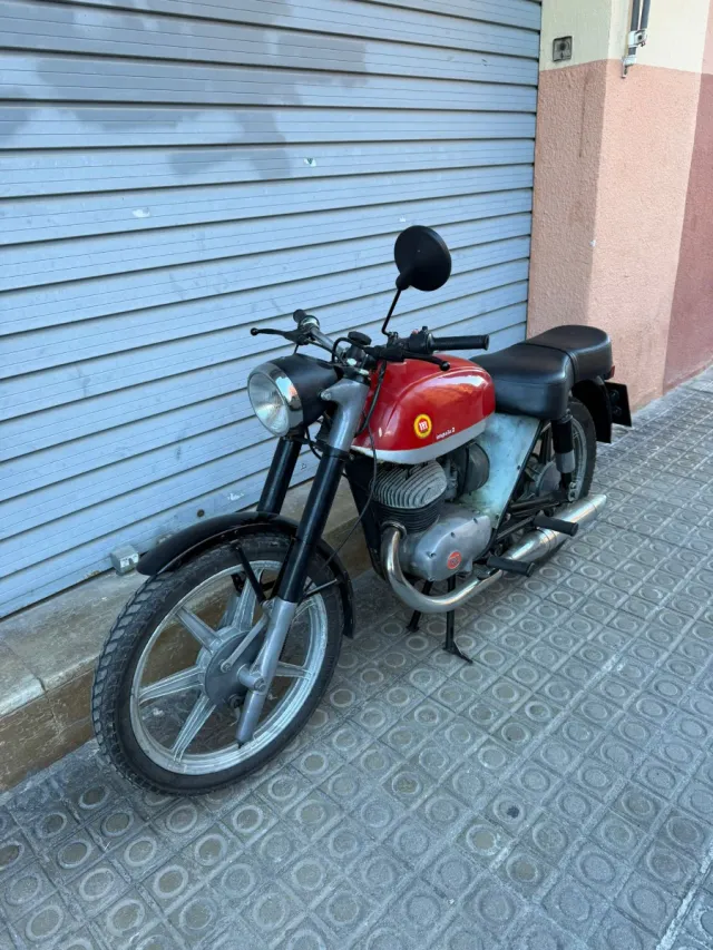 Montesa Impala 2 175cc Matrícula Barcelona