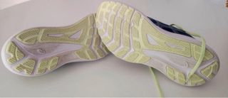 Zapatillas Asics running niña azul y amarillo