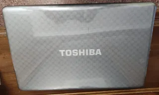 Portátil Toshiba Satellite L775