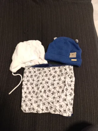 Gorros y bufanda bebé