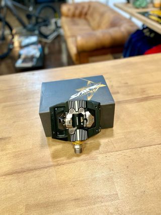 PEDALES SHIMANO SAINT